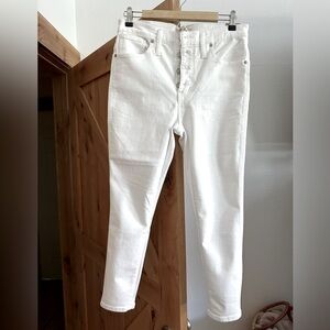 Madewell women’s skinny cropped white denim in size 10P. New with tags.